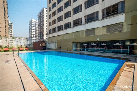 IHCL SeleQtions Mumbai Pool